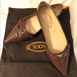 Tod’s patent leather flats